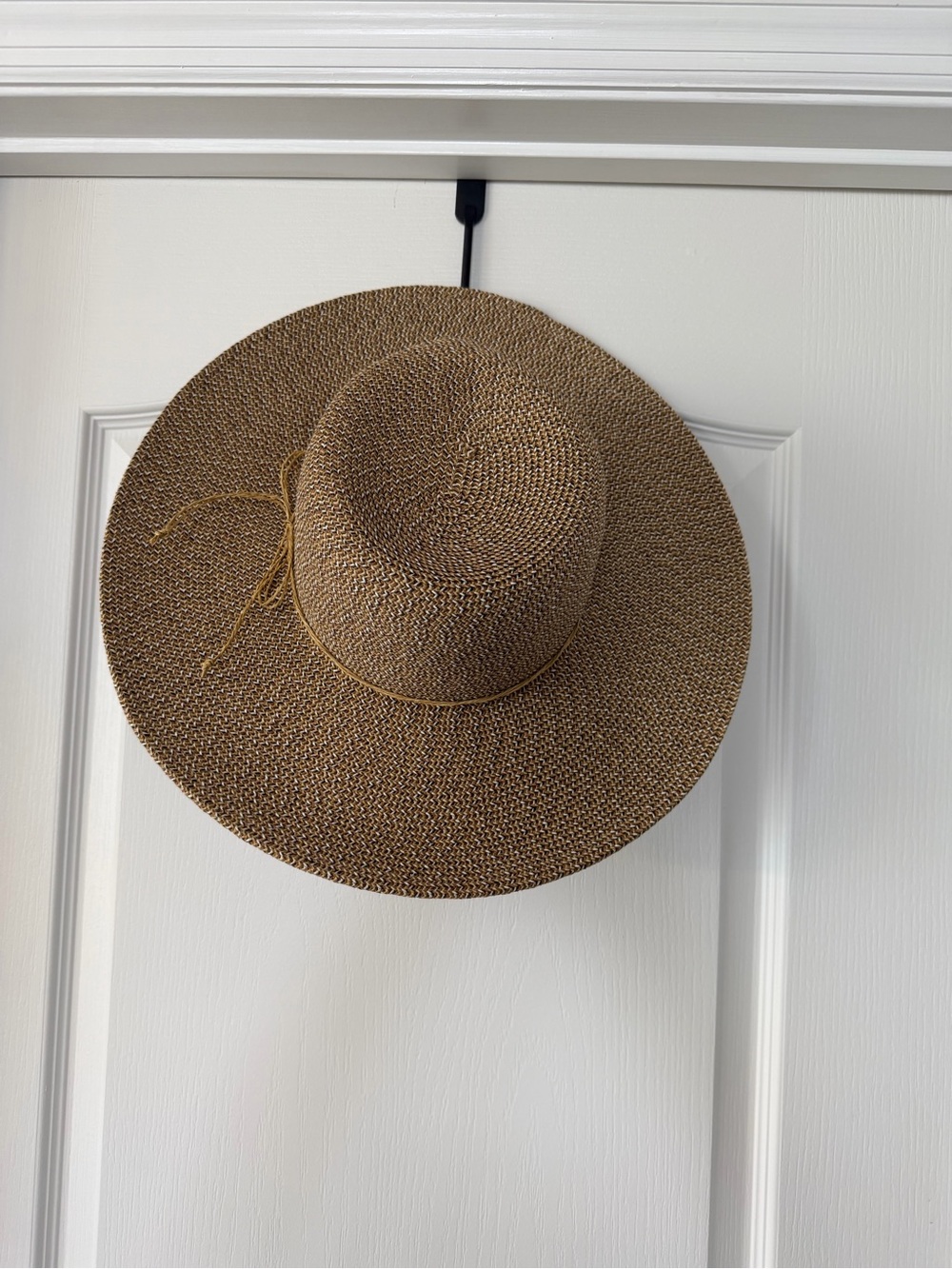 Nine West Straw Floppy Sun Hat in Brown with Slim Tie
